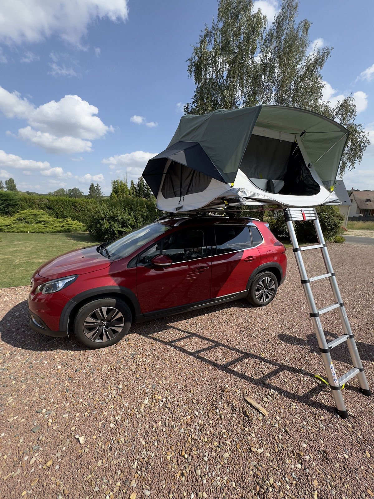 installation tente de toit Decathlon MH500