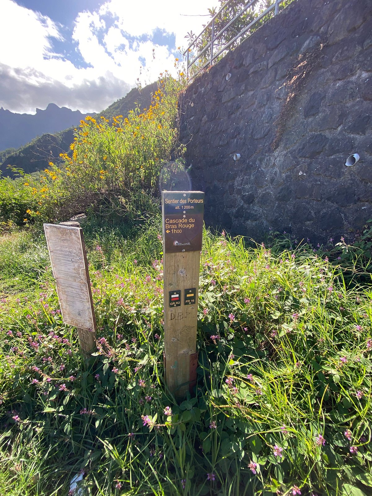 Début de la randonnée Sentier des porteurs Cilaos