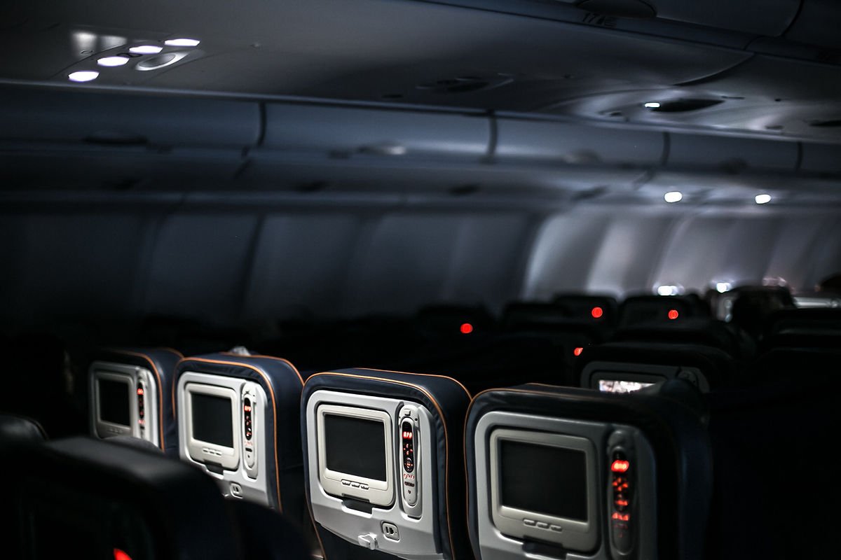 Avion la nuit